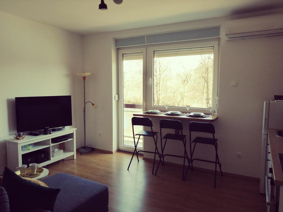 Mreznicki Mozaik Apartamento Duga Resa Exterior foto
